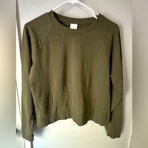 Women’s H&M dark green sweatshirt